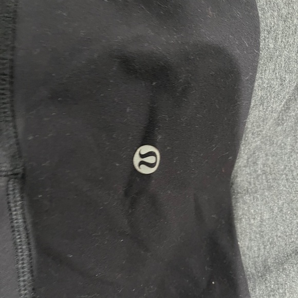 Lulu Lemon Wunder Under Leggings - Picture 3 of 4